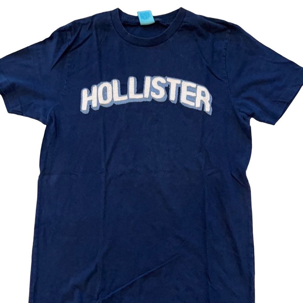 HOLLISTER Men's Navy Blue Short Sleeve TShirt Embroidered Trendy Size Medium